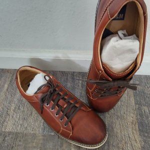 Men's casual sneaker